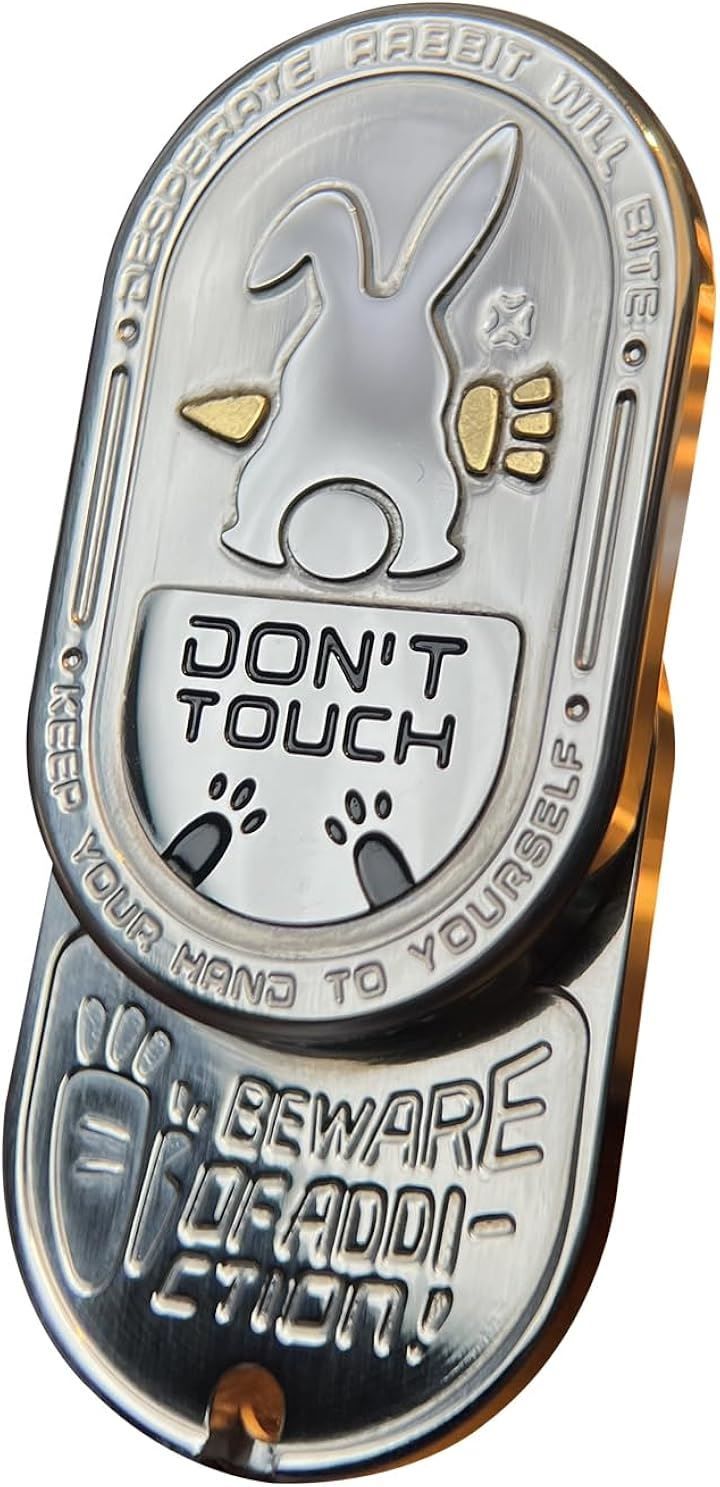 鈴村健一 ワイヤレスイヤホン限定商品.缶バッジ付き お 菓子 イヤホン