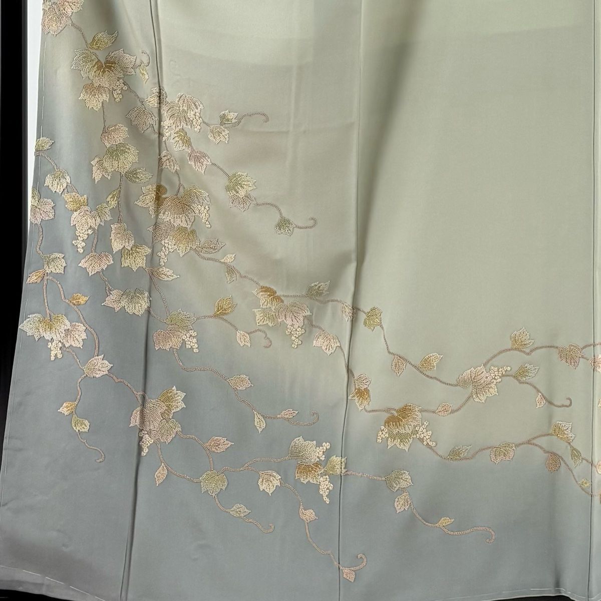 訪問着 身丈161.5cm 裄丈65cm M 袷 葡萄 金糸 刺繍 灰緑 正絹 名品