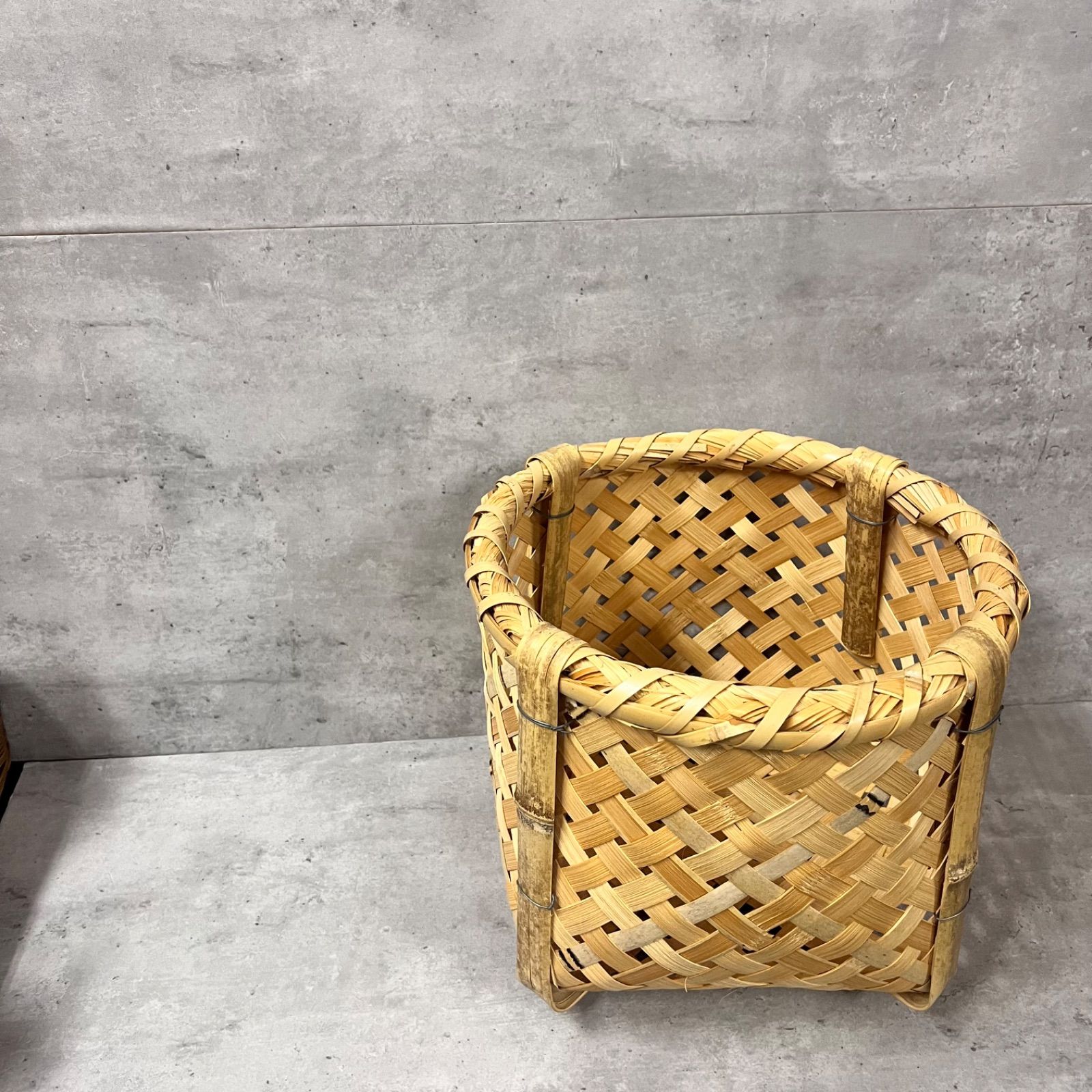 国産 四つ目カゴ めかい 落ち葉かご 落ち葉カゴ 新品竹かご - メルカリ