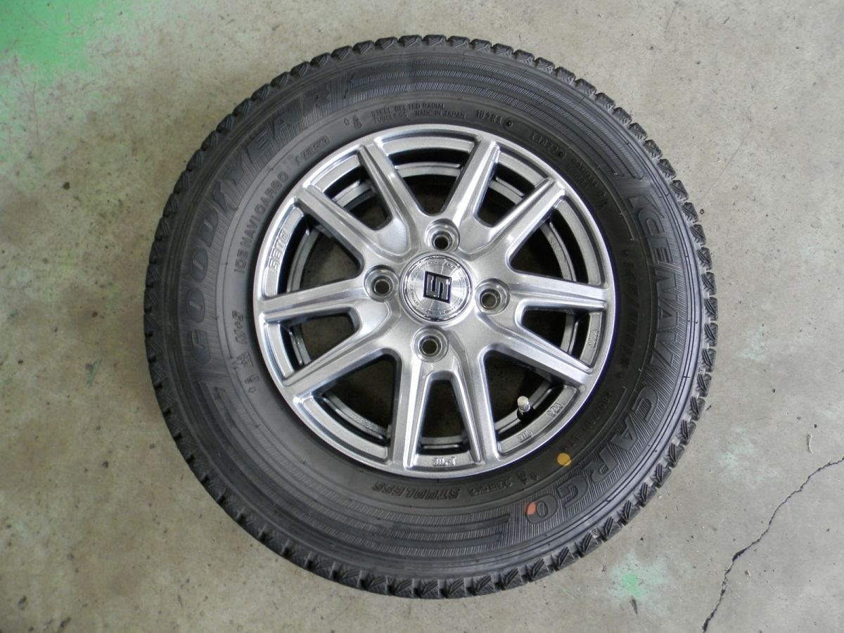 145/80/12 エブリイ新車外し　 ノーマルタイヤ　スチールホイール 12 車・バイク・自転車 145/80/12 エブリイ新車外し ノーマル