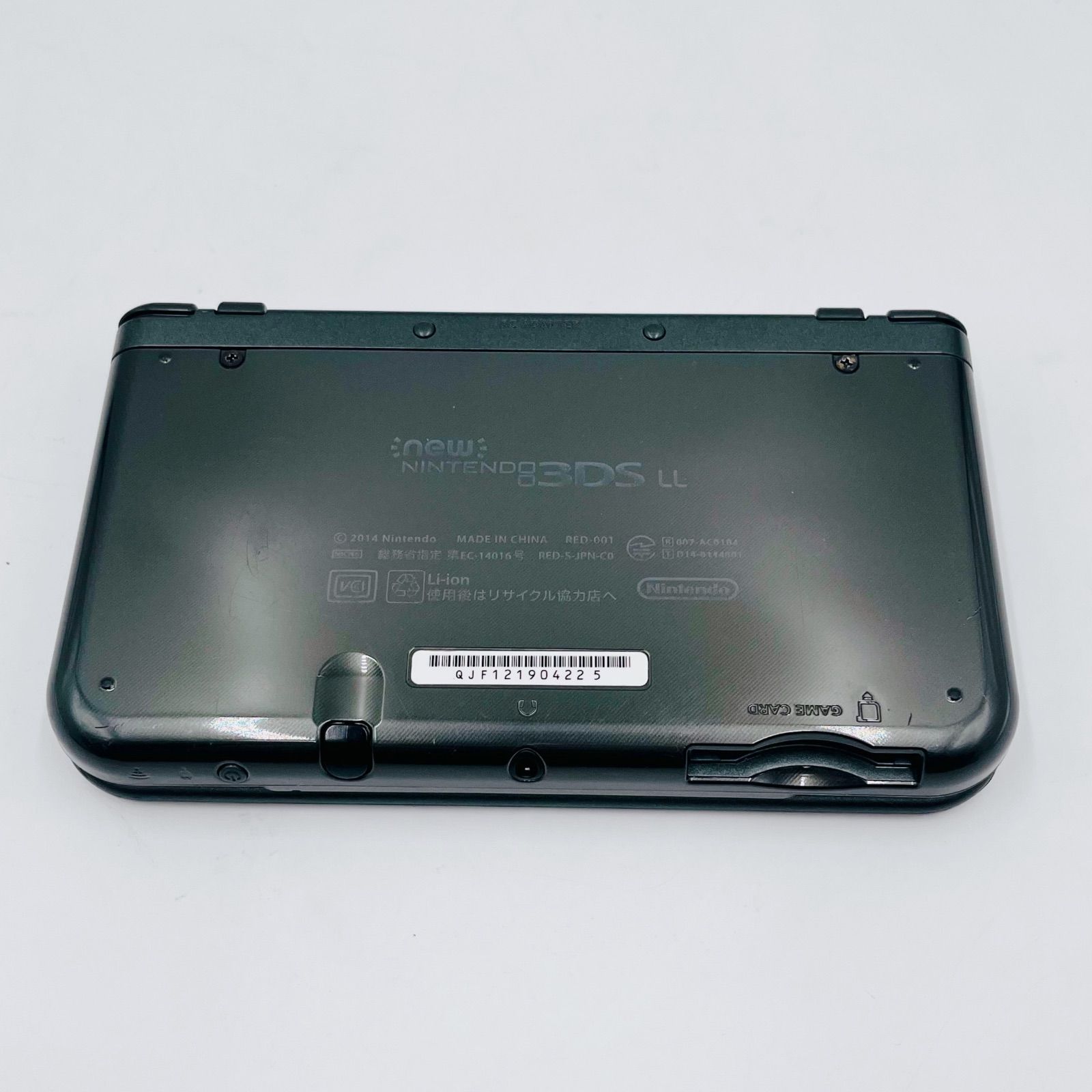 メタリックブラック