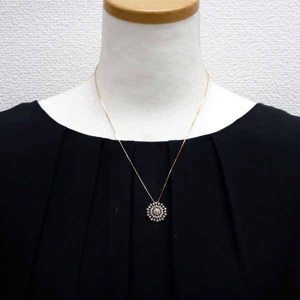 K18YG ダイヤモンド ペンダントネックレス 1.00ct フラワー 花火  