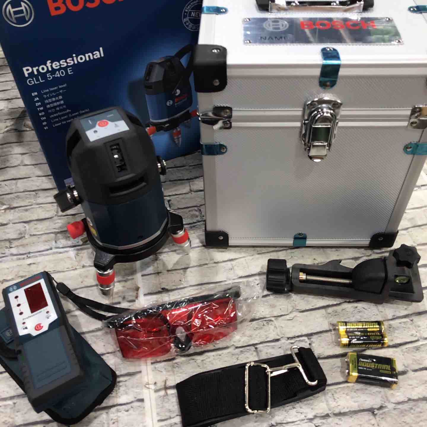 ボッシュ BOSCH 電子整準方式 レーザー墨出し器 GLL8-40ELR 川口店