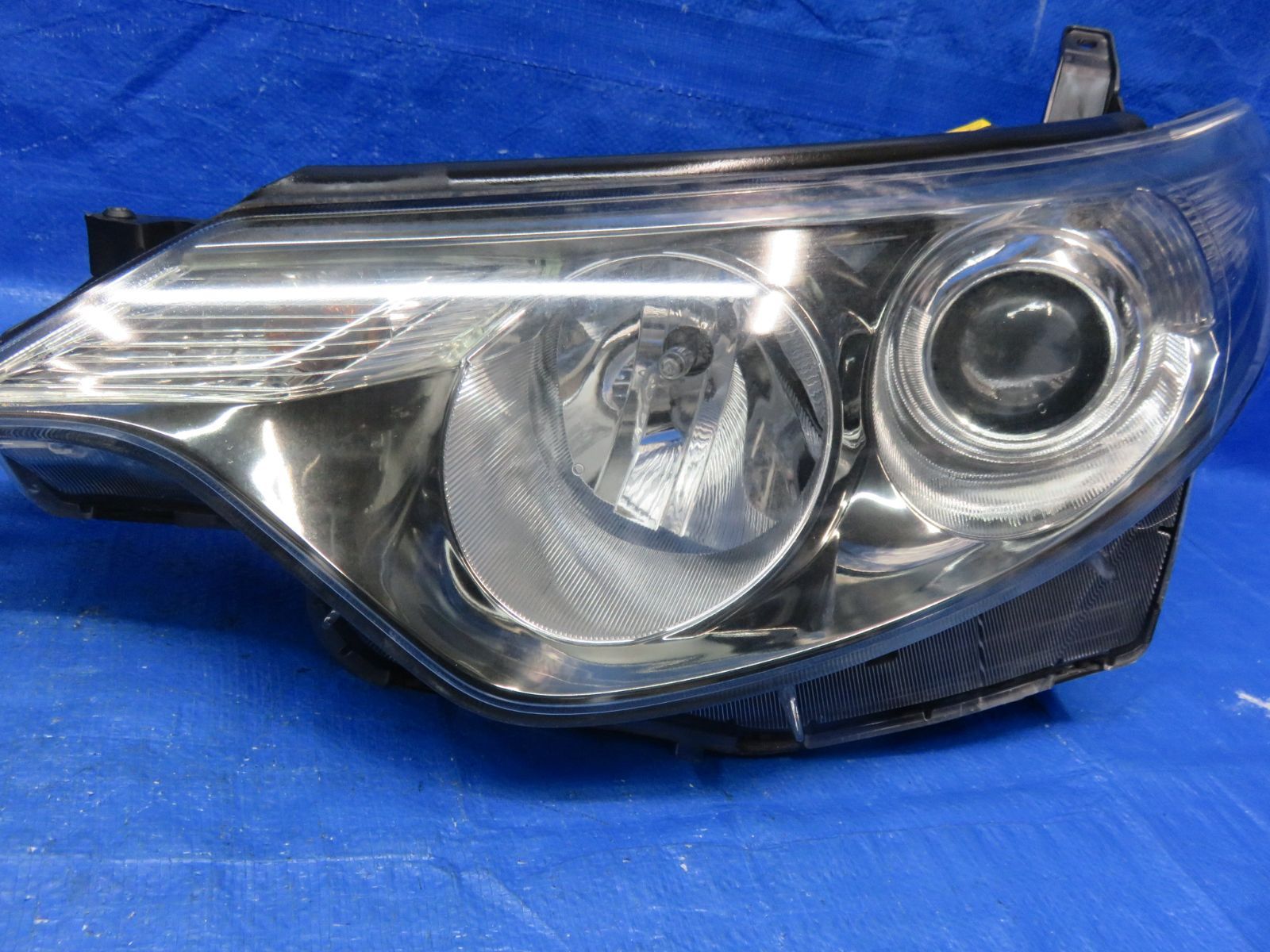 トヨタ エスティマ ACR50 ACR55前期 純正 HID 右左 ヘッドライト トヨタ 新品 ヘッドライト レンズ 左右 2枚 50 55 エスティマ