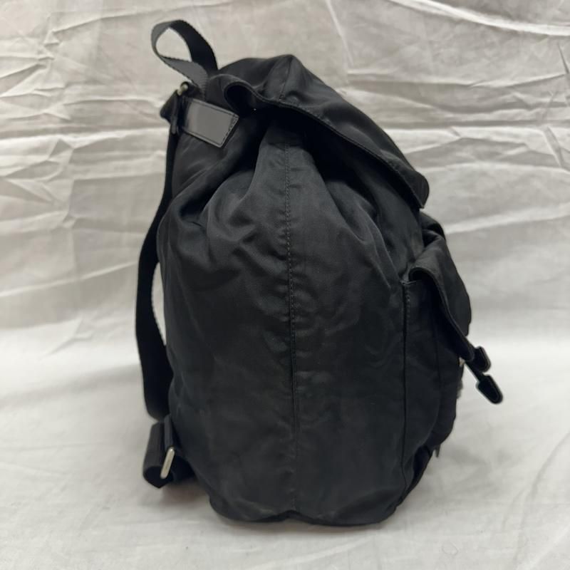 美品 PRADA 三角ロゴ リュック バックパック ブラック B2811F 良品！✨】PRADA プラダ リュックサック バックパック 三角ロゴ 黒