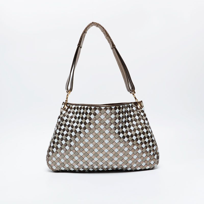 BOTTEGAVENETA ボッテガヴェネタ ショルダーバッグ メタリック レザー 