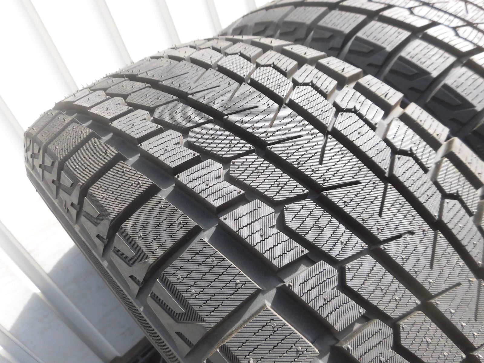 超バリ山 YOKOHAMA iceGUARD SUV G075 225/65R17 17×7J 5H 114.3 +38