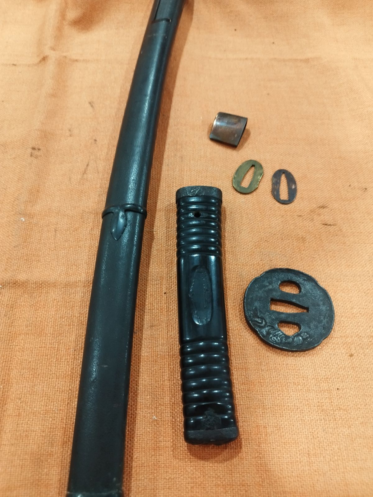 刀装具 拵え 3種セット 短刀用パーツ一式＋鞘2本 黒塗り約50cm 木地 刀身なし｜現状ジャンク