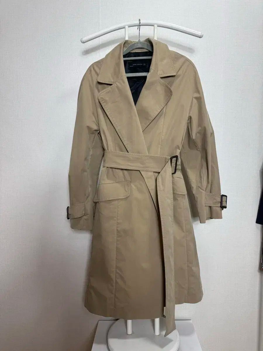 ZARAクラシックトレンチコートほぼ未使用 ZARA WOMAN クラシック トレンチコート ( S サイズ - メルカリ