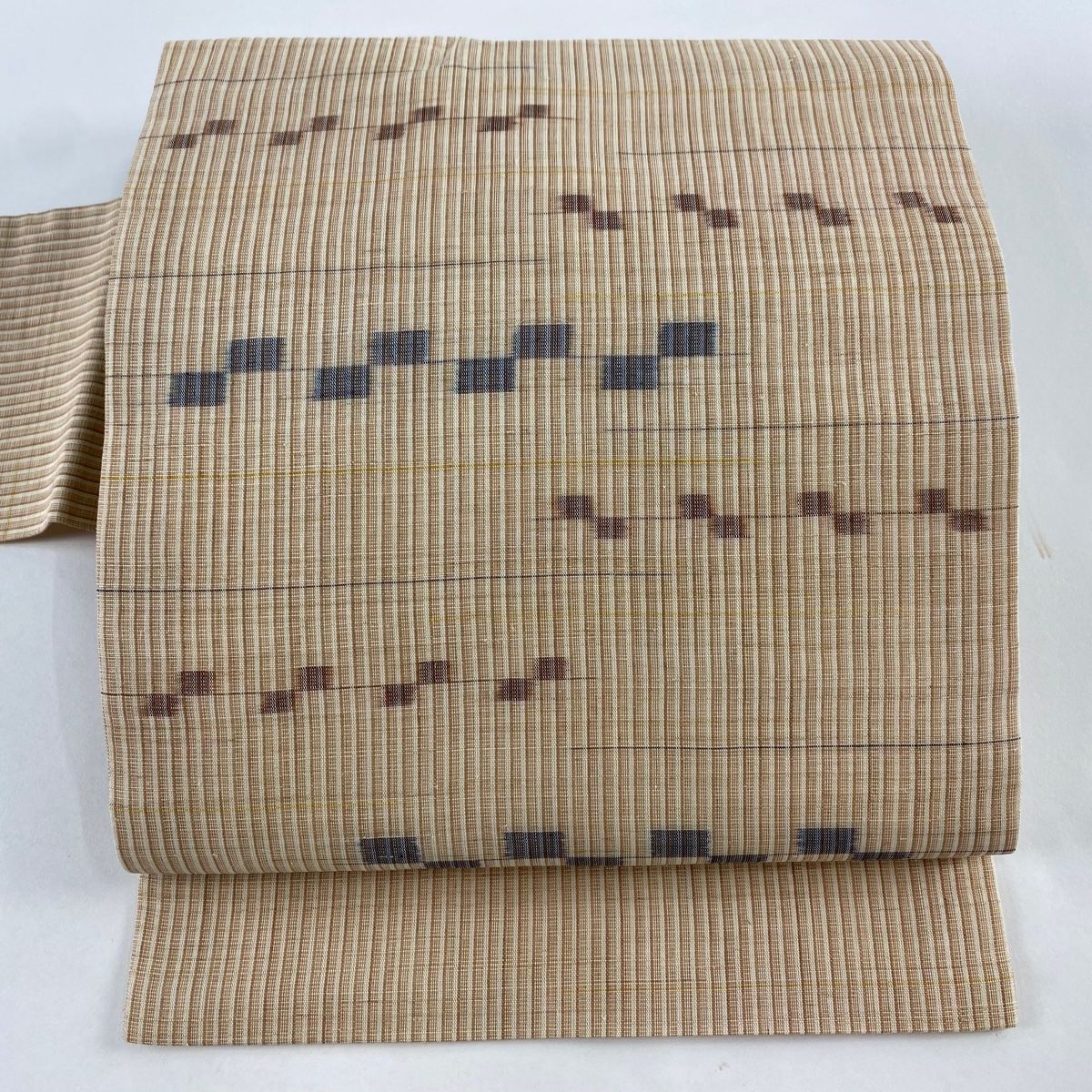 名古屋帯 美品 逸品 証紙 夏帯 八重山上布 幾何学模様 縞 薄茶色 麻  