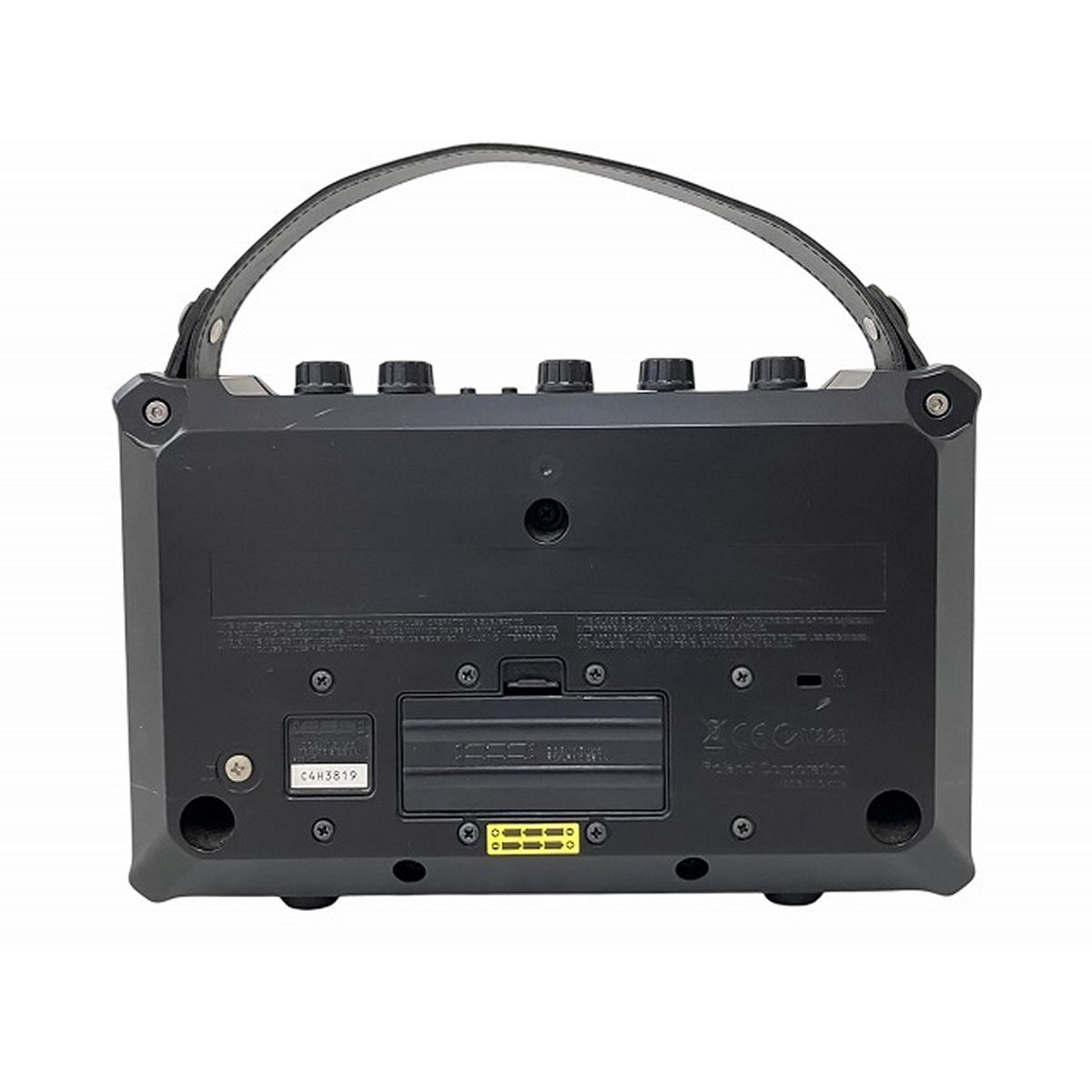 Roland Mobile Cube ポータブルアンプ roland-mobile-cube-battery-