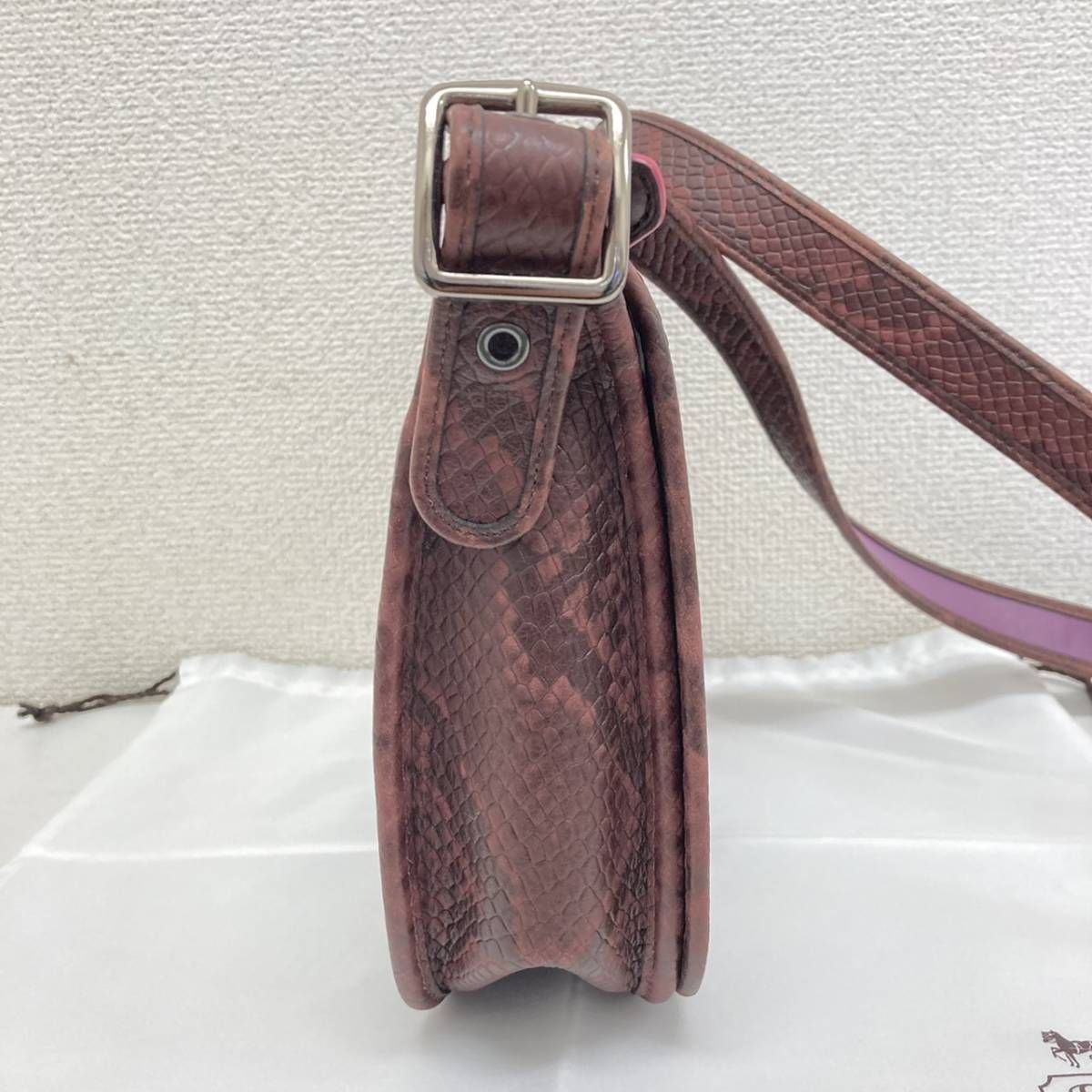 人気の福袋 正規激安 新品、未使用 COACH コーチ F20900 ショルダー