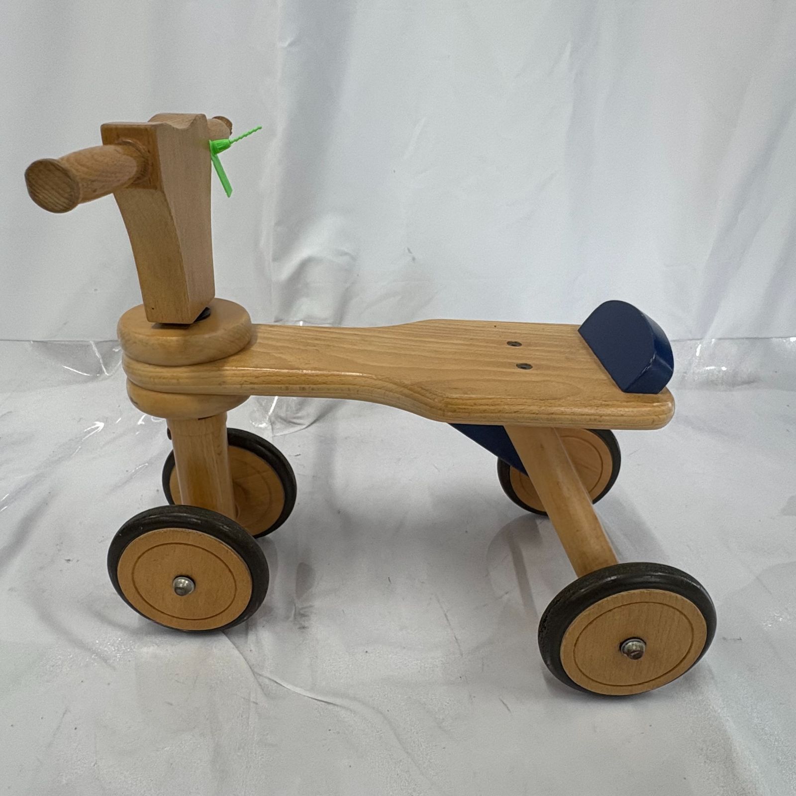 ボーネルンド　木製三輪車 幼児向け 木の四輪バイク: ボーネルンド オンラインショップ。世界中の