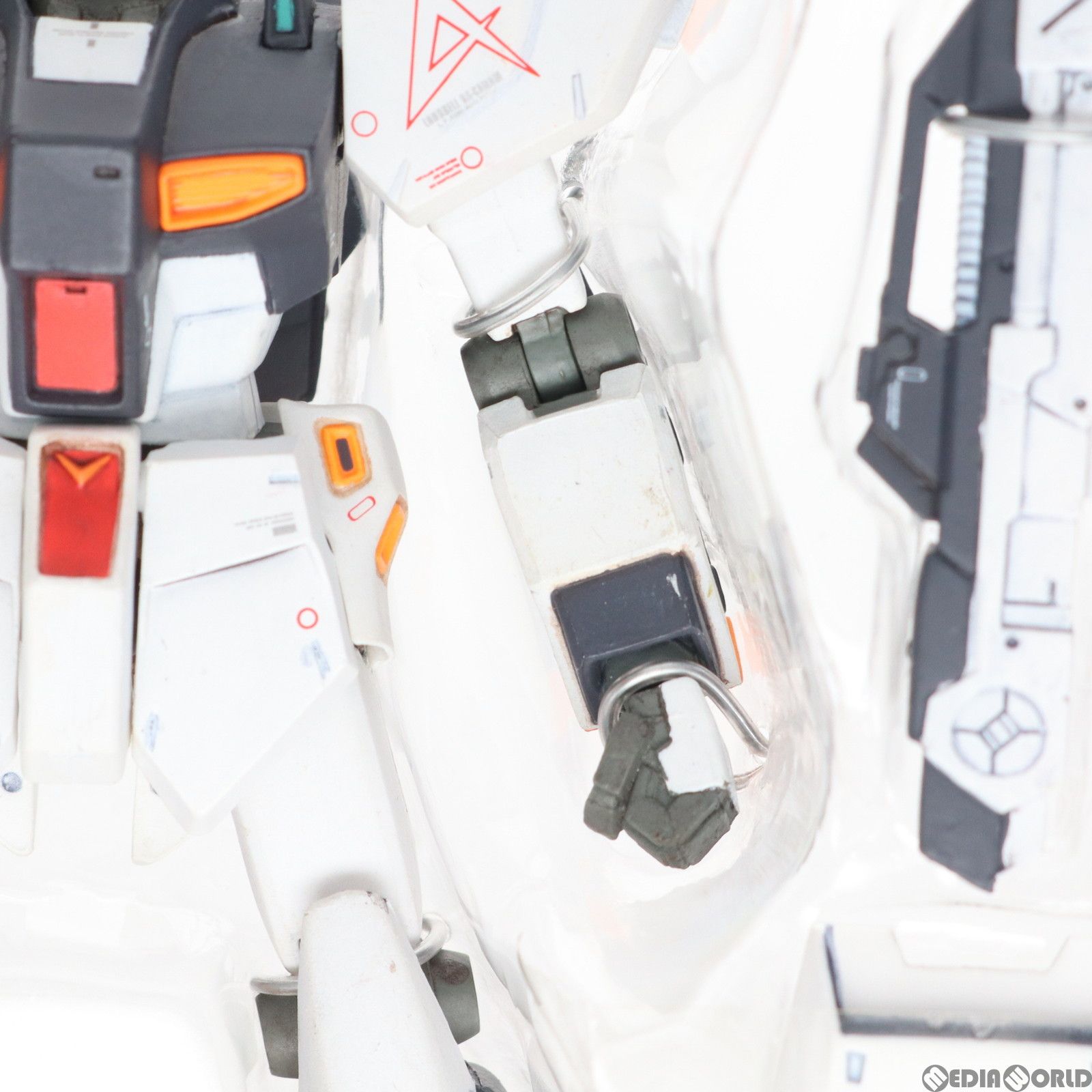 BANDAI - GUNDAM FIX FIGURATION #0009 νガンダム+HWS(ヘビーウェポンシステム) 機動戦士ガンダム 逆襲のシャア 完成品 可動フィギュア バンダイ GUNDAM FIX FIGURATION #0009 νガンダム+HWS(ヘビーウェポン
