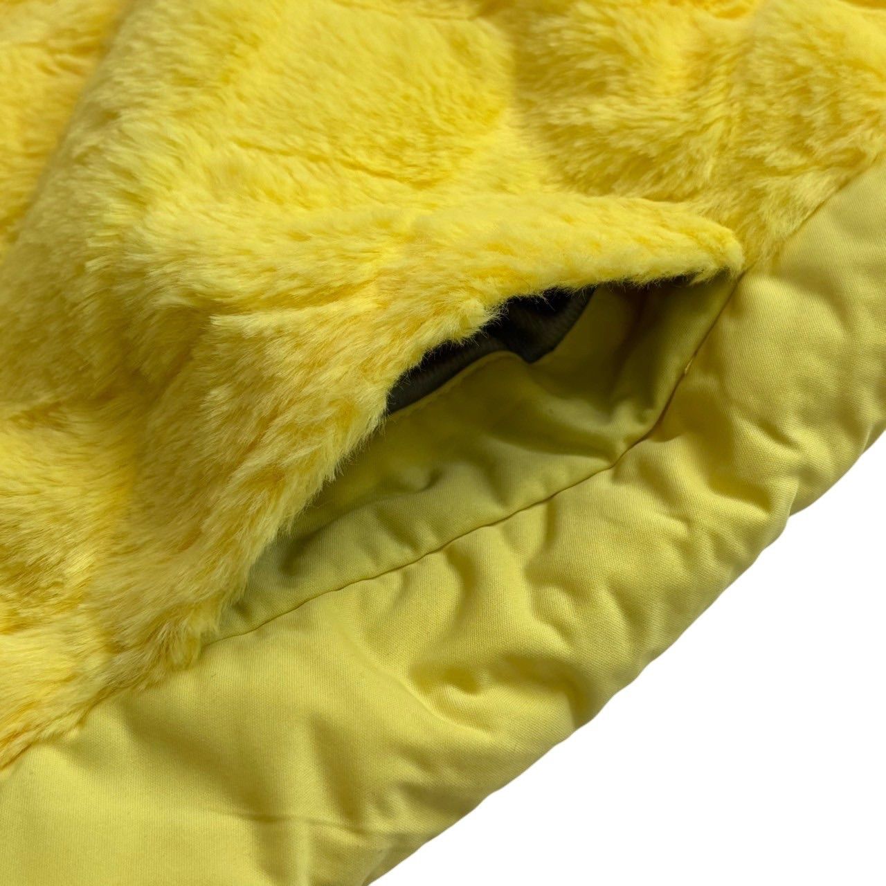 未使用　Callaway キャロウェイ ベスト 黄 ボアベストゴルフウェア 未使用 Callaway キャロウェイ ベスト 黄 ボアベスト モコモコ ゴルフ