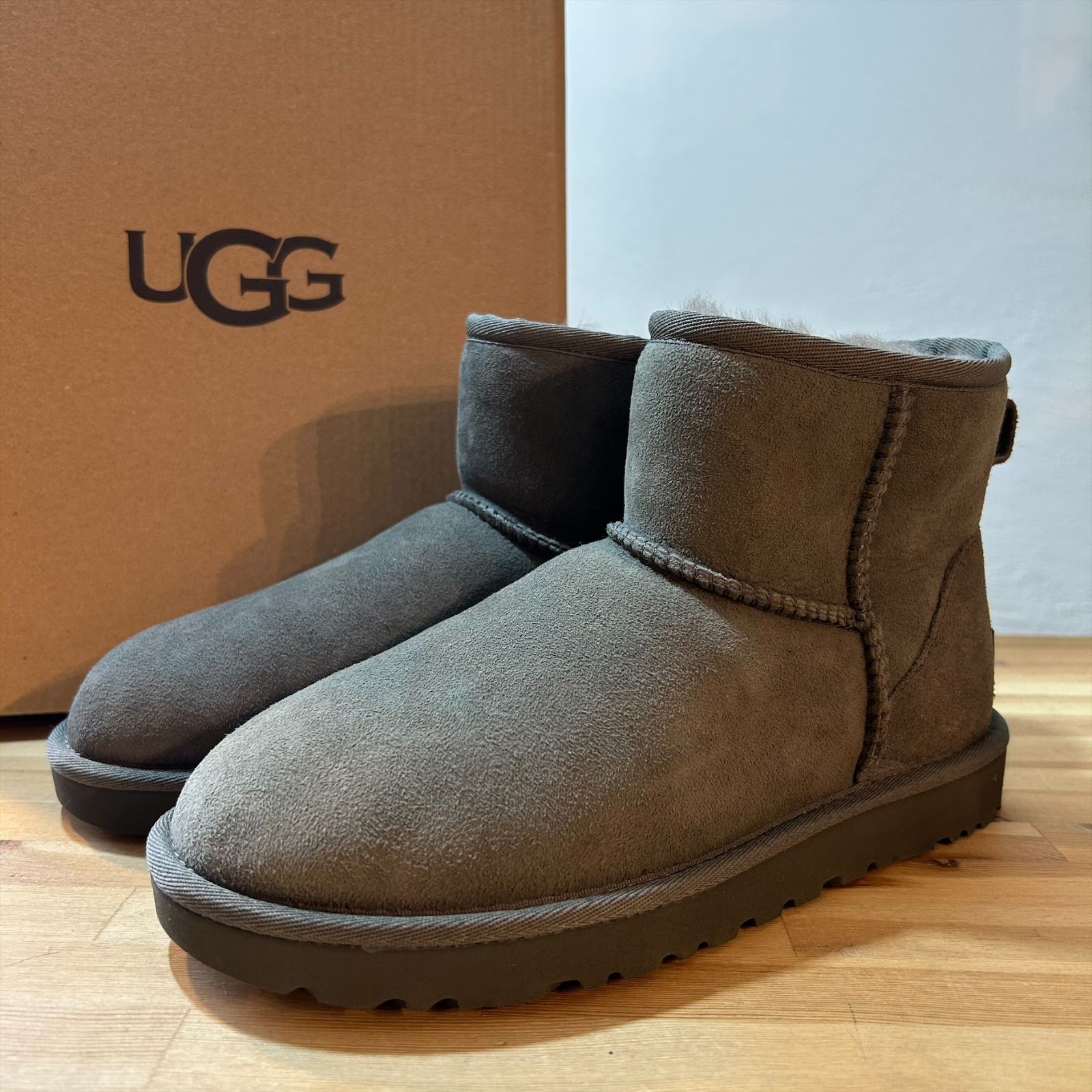 アグ　美品　23センチ ☆ 美品 ☆ UGG アグ グレー 23センチ ☆