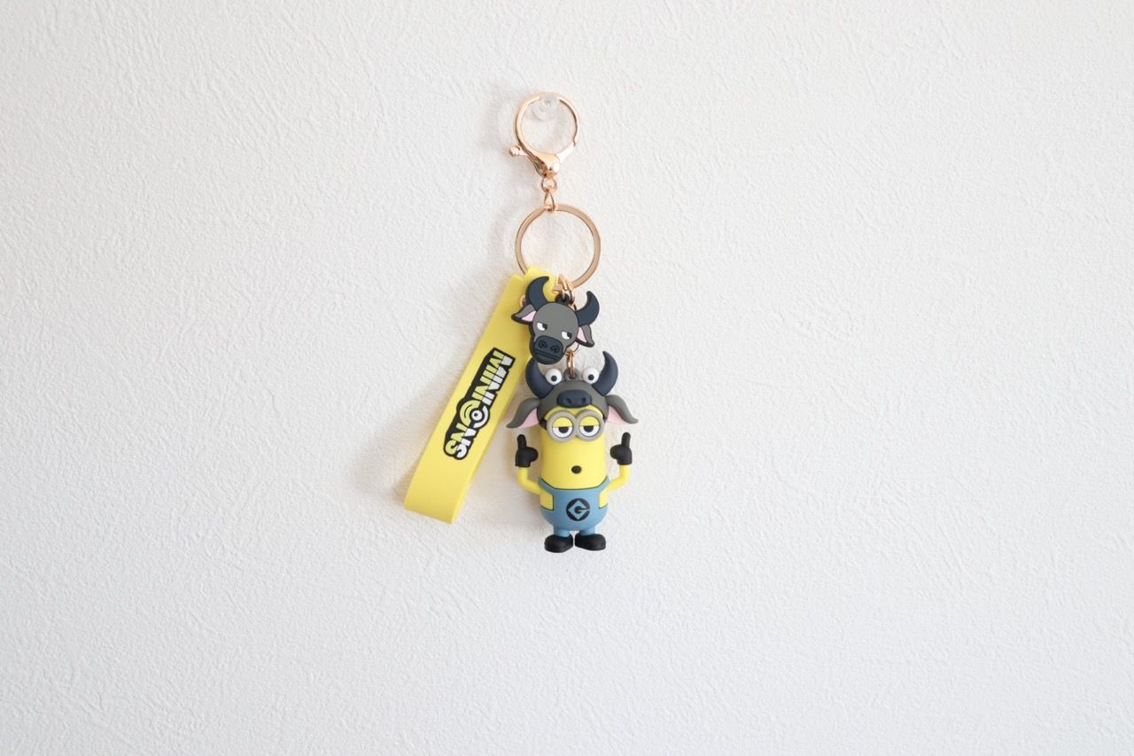 キーホルダー ミニオンかわいい ぬいぐるみ minionsキーホルダー 12干支動物　丑牛