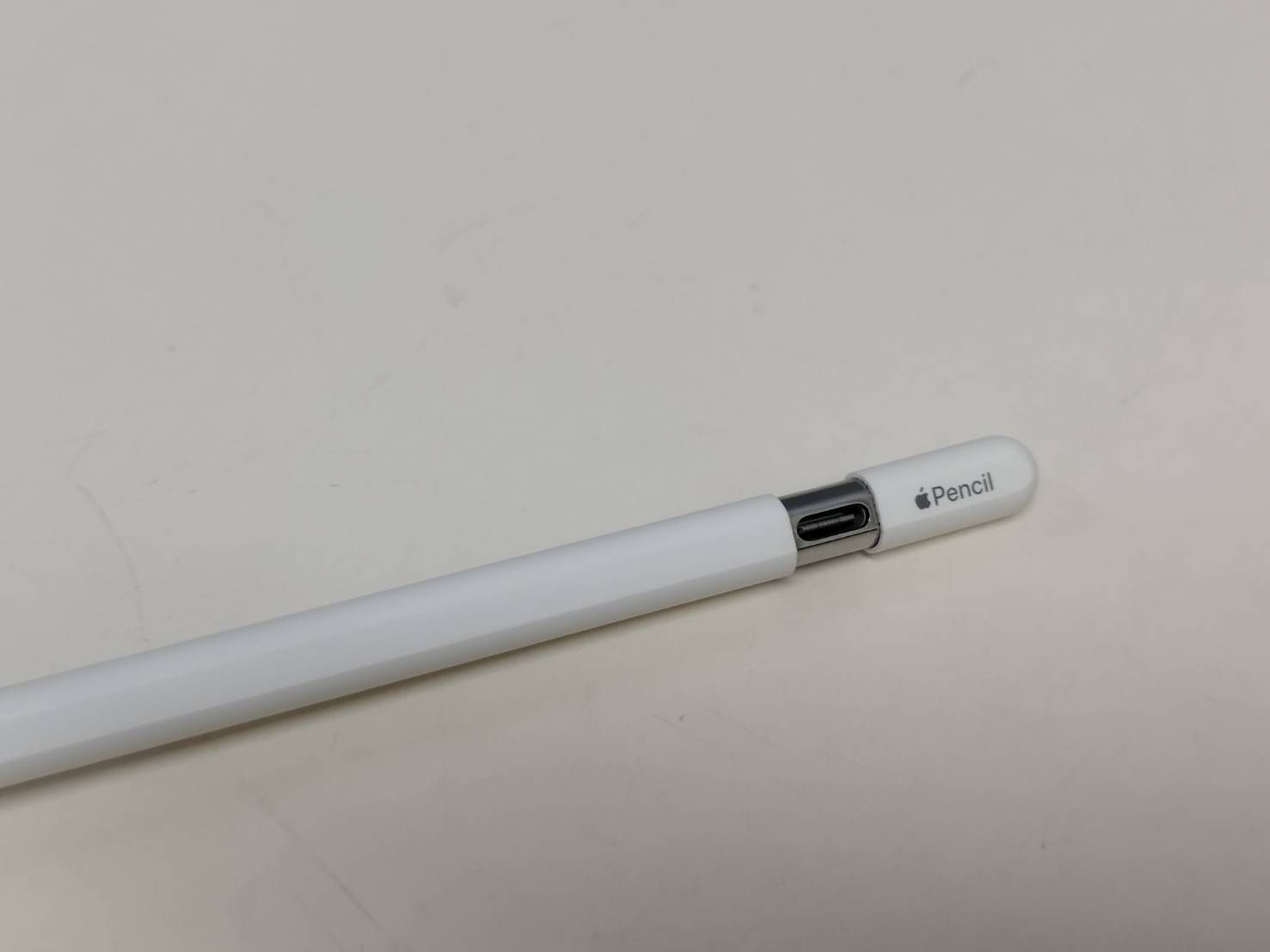Apple Pencil アップルペンシル A3085 USB-C Apple Pencil USB-C 
