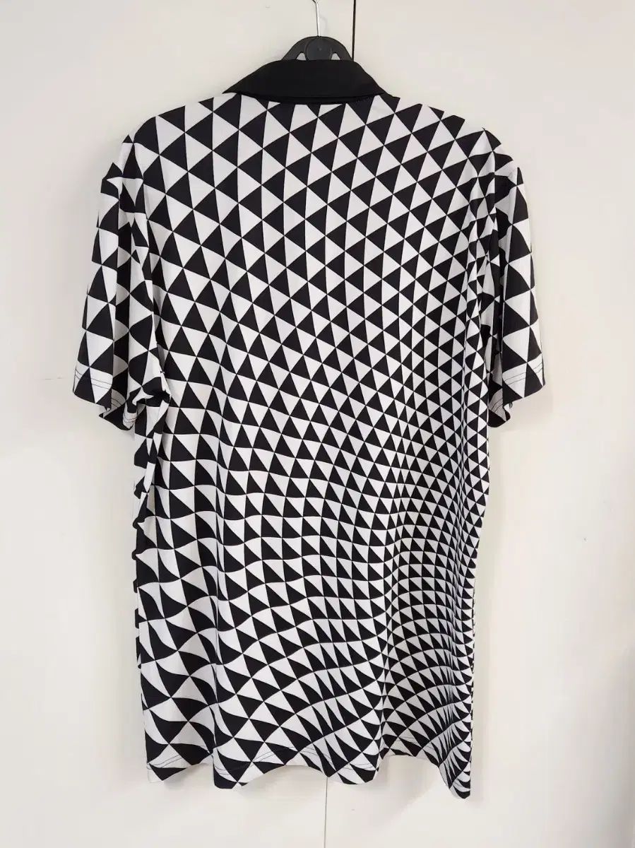 ゴルフTシャツ