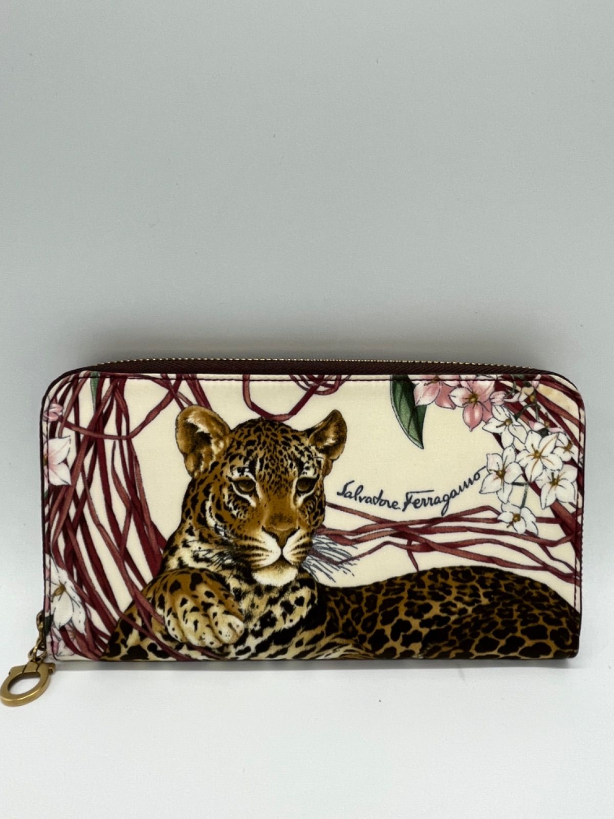 Salvatore Ferragamo ブラック長財布 ヒョウ柄 フェラガモ 長財布 財布 メンズ ガンチーニ モノグラム