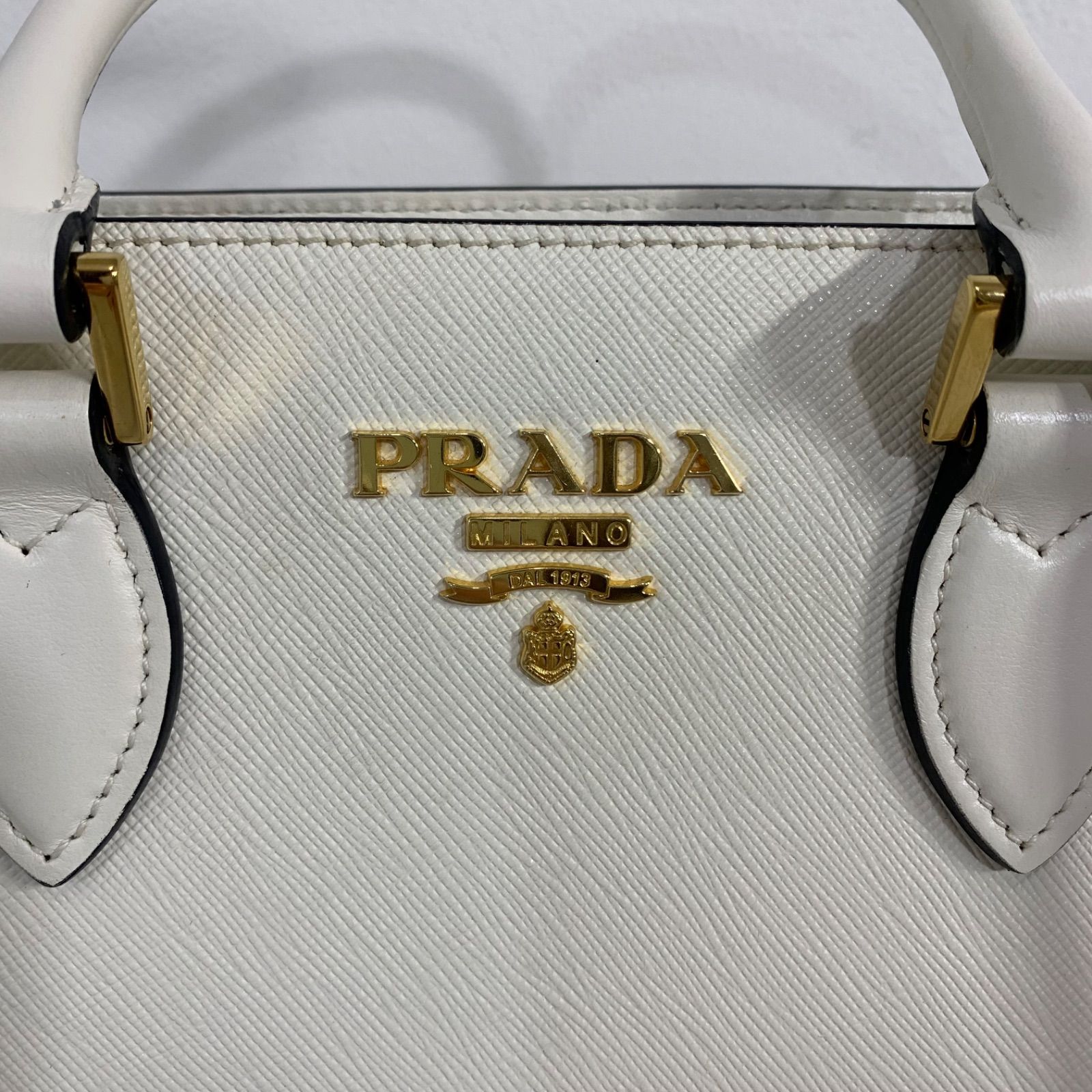 美品】中古 プラダ ショルダーバッグ レディース レザー サフィアーノ  