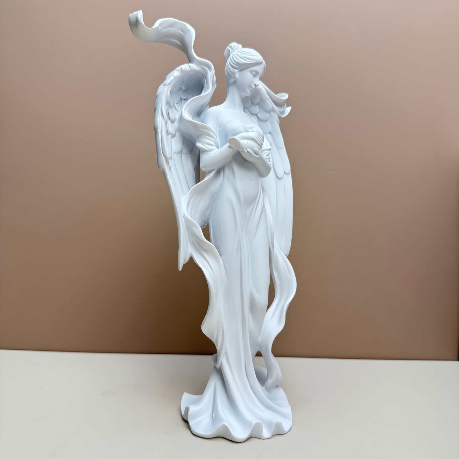 置物 オブジェ ガーデンオーナメント 天使の女性 エンジェル 彫刻風 屋外 屋内 インテリア 玄関 リビング ダイニング 装飾 庭 ガーデニング 装飾 ガーデン シンプル ギフト インテリア用品 贈り物 雑貨 樹脂 STEELWINDOWSANDDOORS_COM