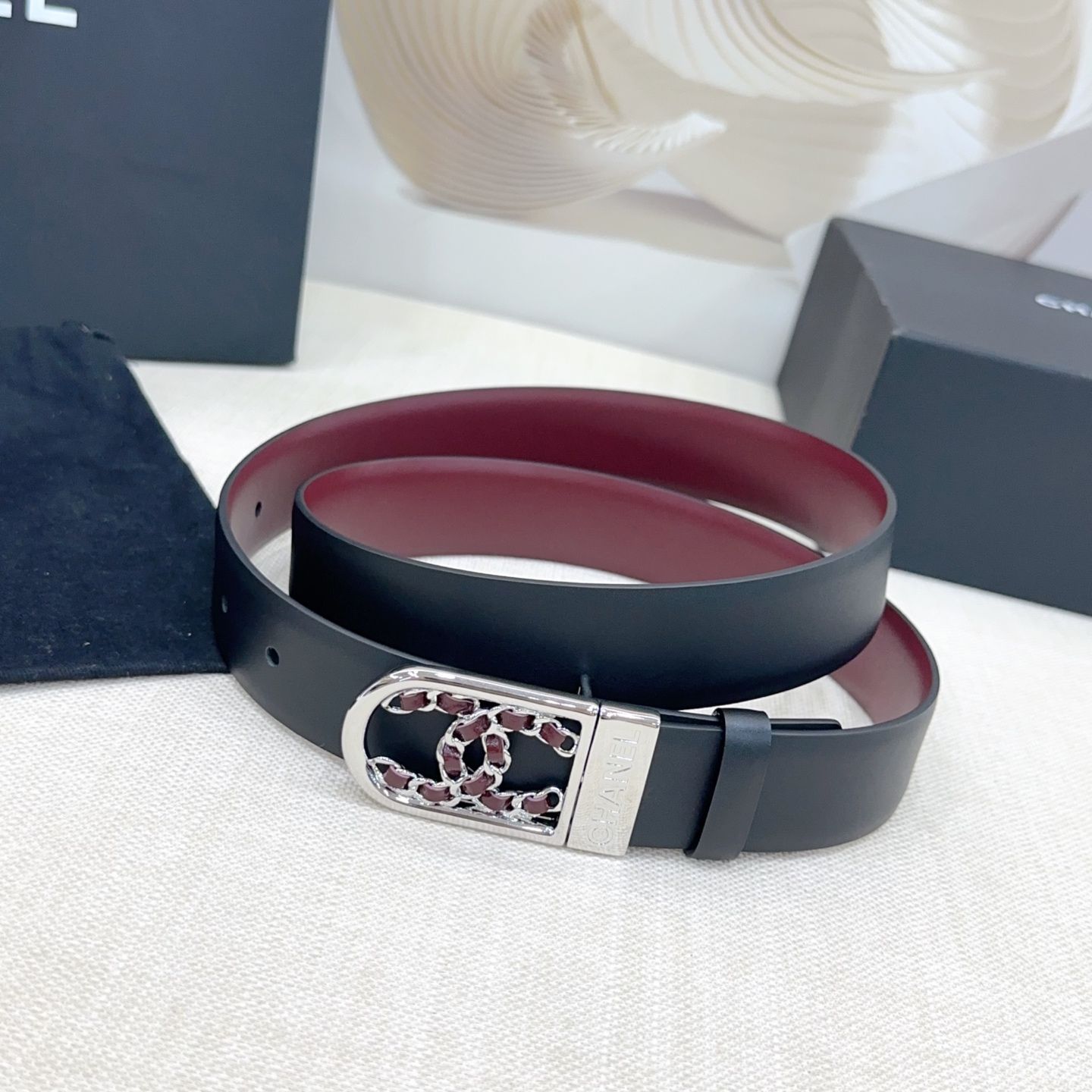 【エレガントなデザイン☆】CHANEL レザーサッシュベルト☆ エレガントなデザイン☆】CHANEL レザーサッシュベルト