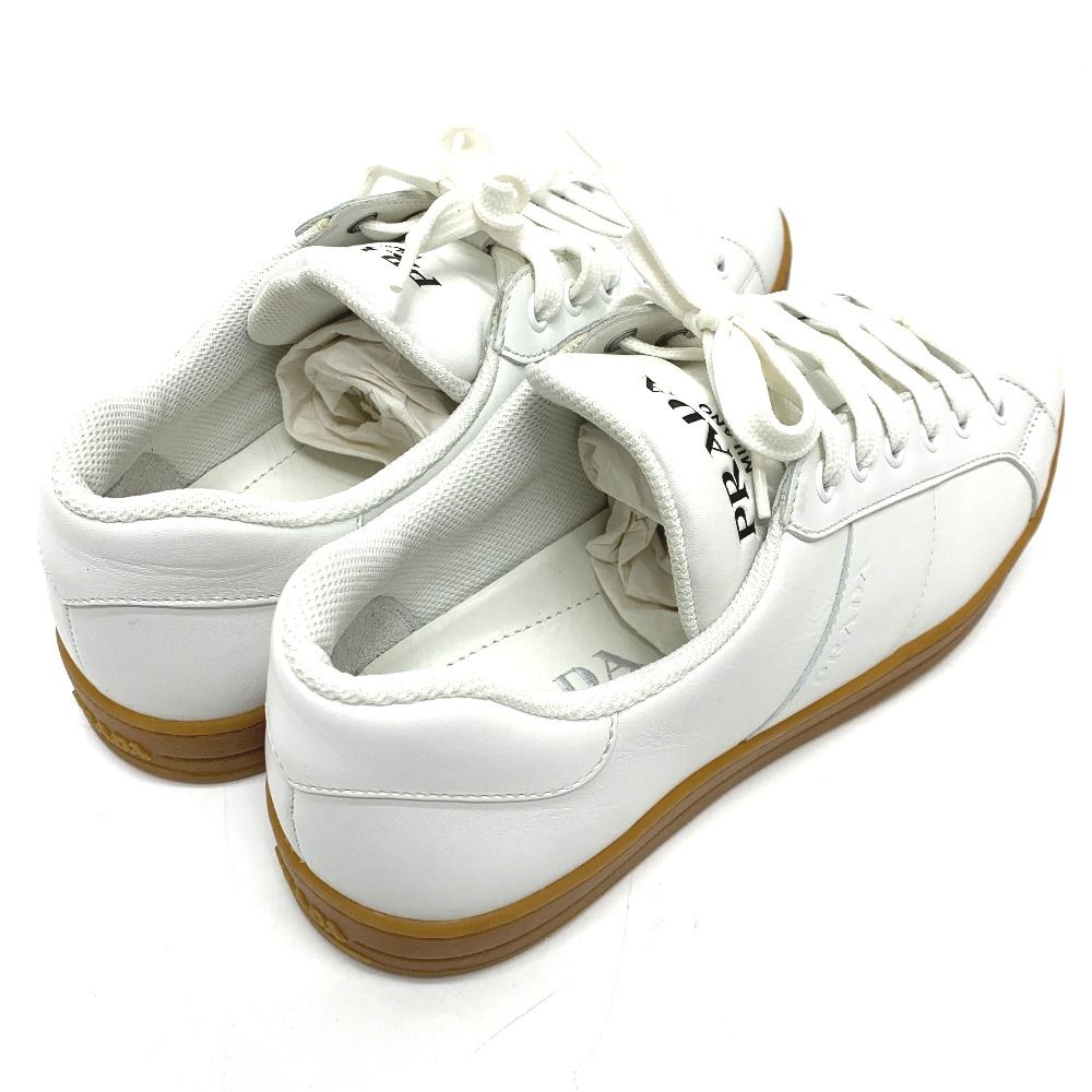 プラダ ロゴ 4E3501 スニーカー レザー ホワイト 新品同様 - メルカリ 