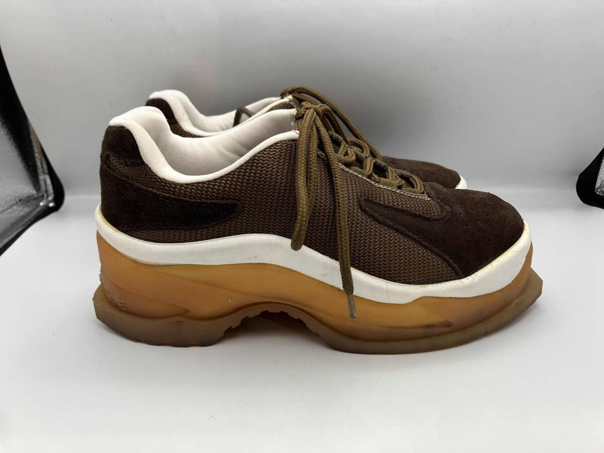 スニーカー イッセイミヤケ