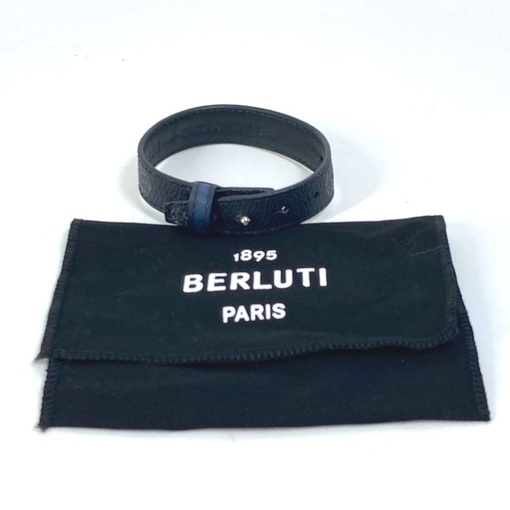 BERLUTI ベルルッティ　東京銀座限定非売品　ブレスレット　バングルロゴ入り Berluti ベルルッティ ブレスレット 銀座店オープン記念 レザー