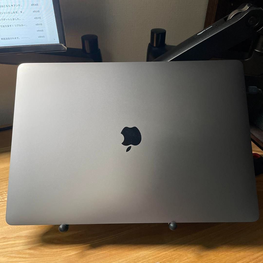 MacBook Pro M1 Max 64GB 1TB Radeon Pro 5500 クリエイター向け最適