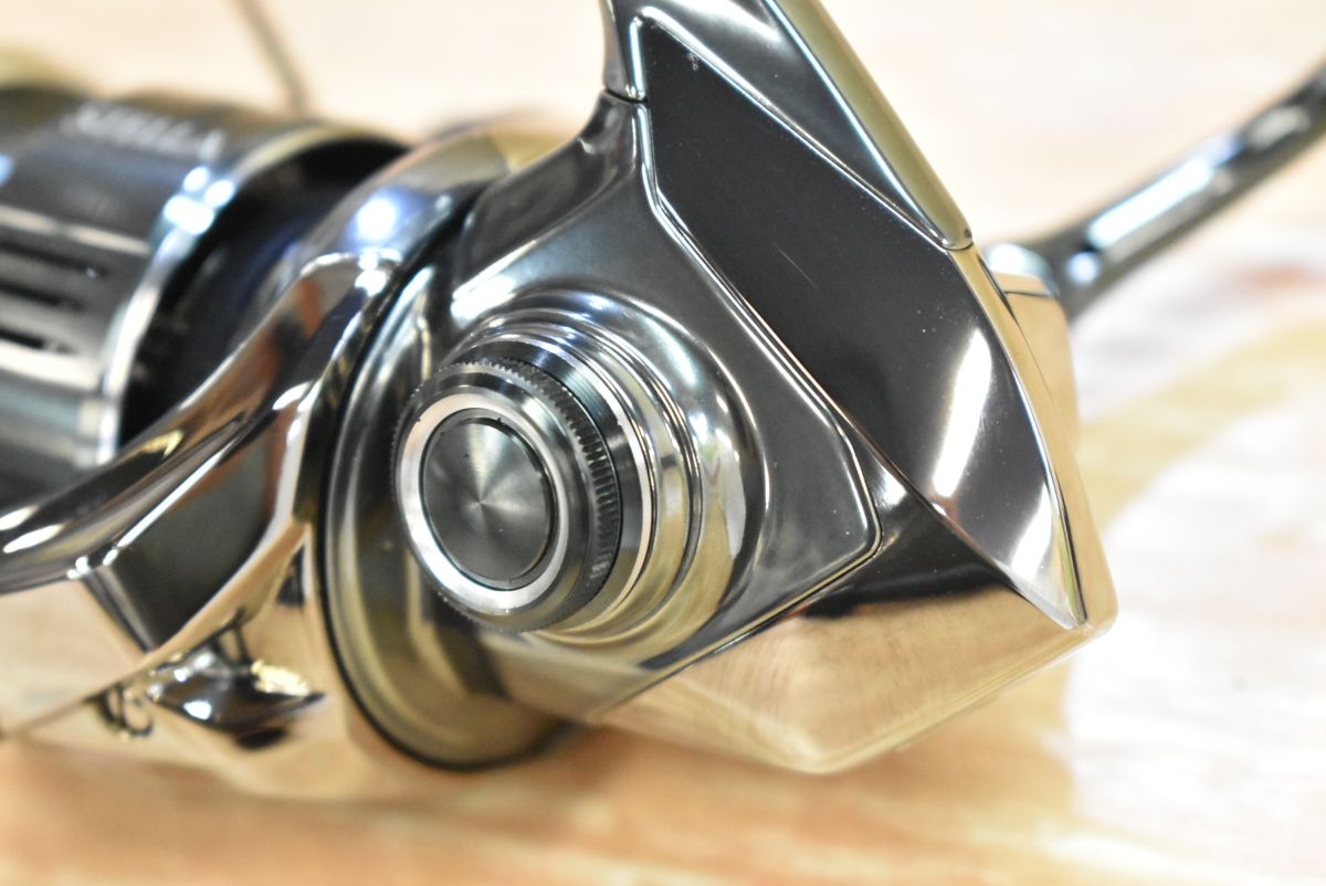 30日間返品交換可能！ シマノ 22 ステラ C2500SXG IOSファクトリー ラインローラー 付き スピニングリール SHIMANO STELLA エギング ブラックバス 等に