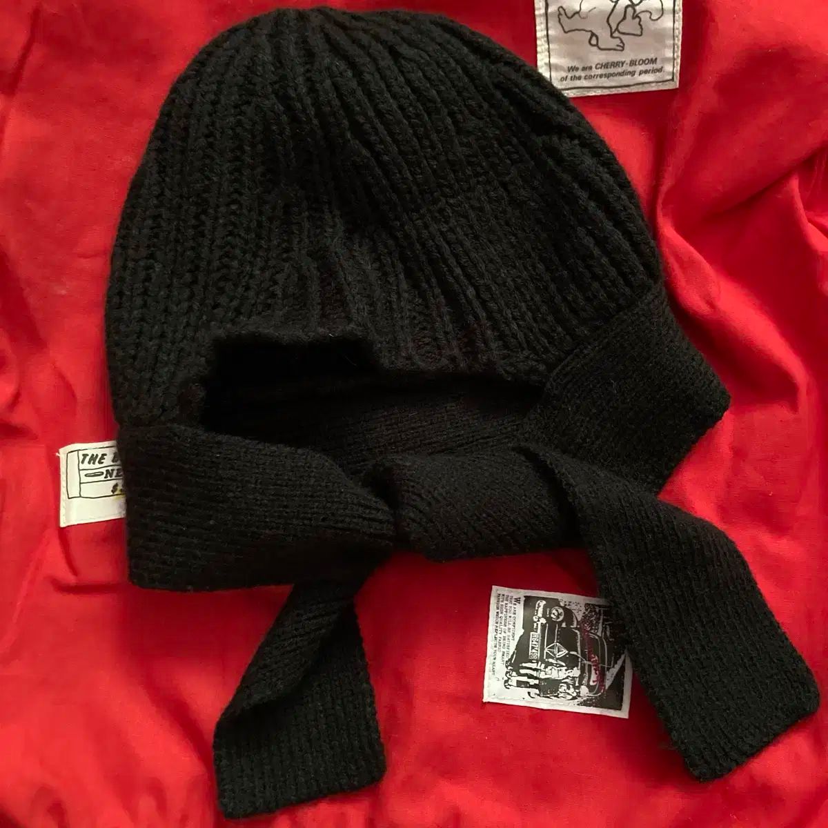 ストリング リボン 詳述 ブラック ビーニー 編み かぎ針編み 帽子