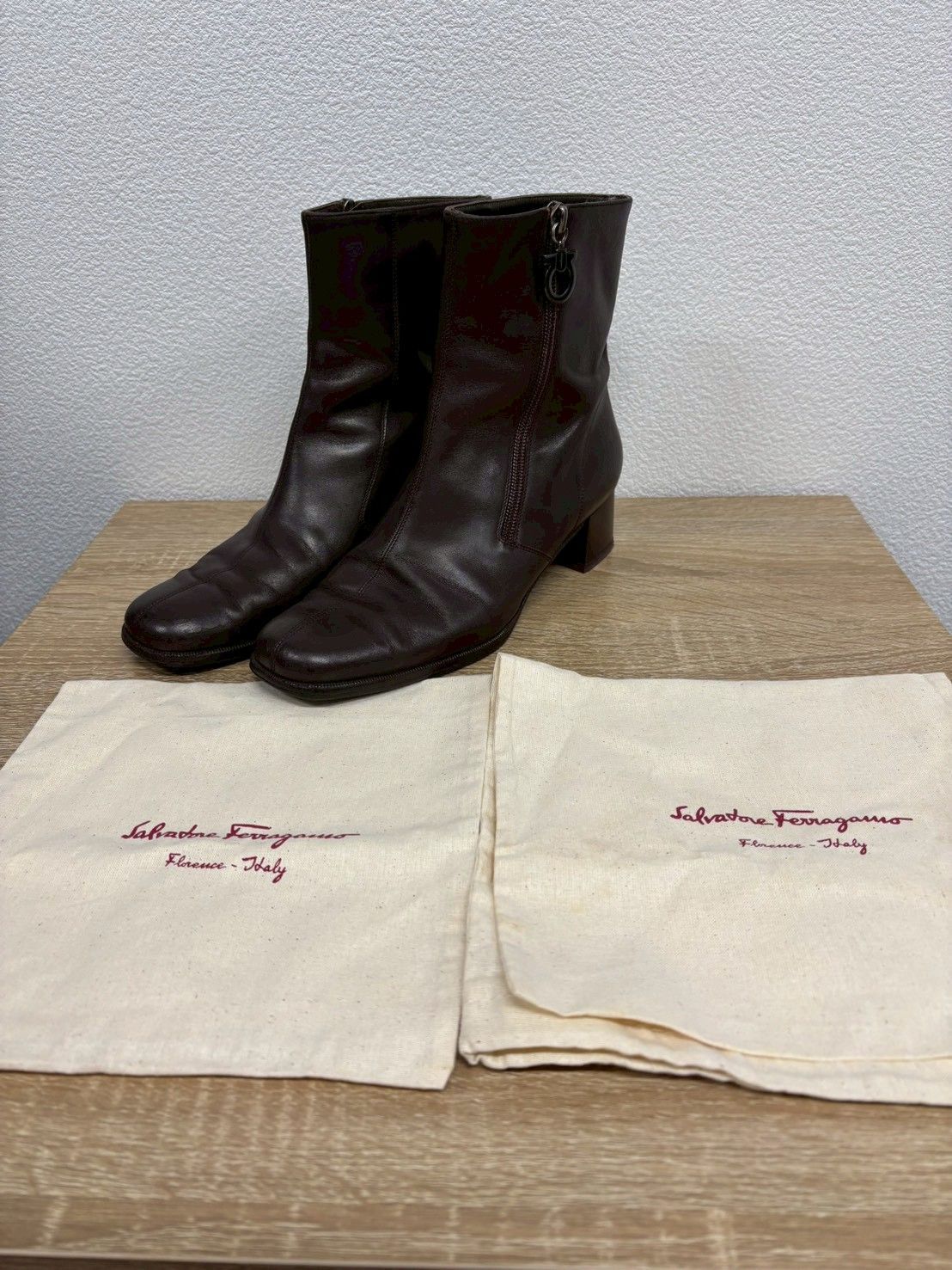 Salvatore Ferragamo フェラガモ ショートブーツ 茶色 レザー 7 1|2 D 箱 保存袋付き 24.5cm