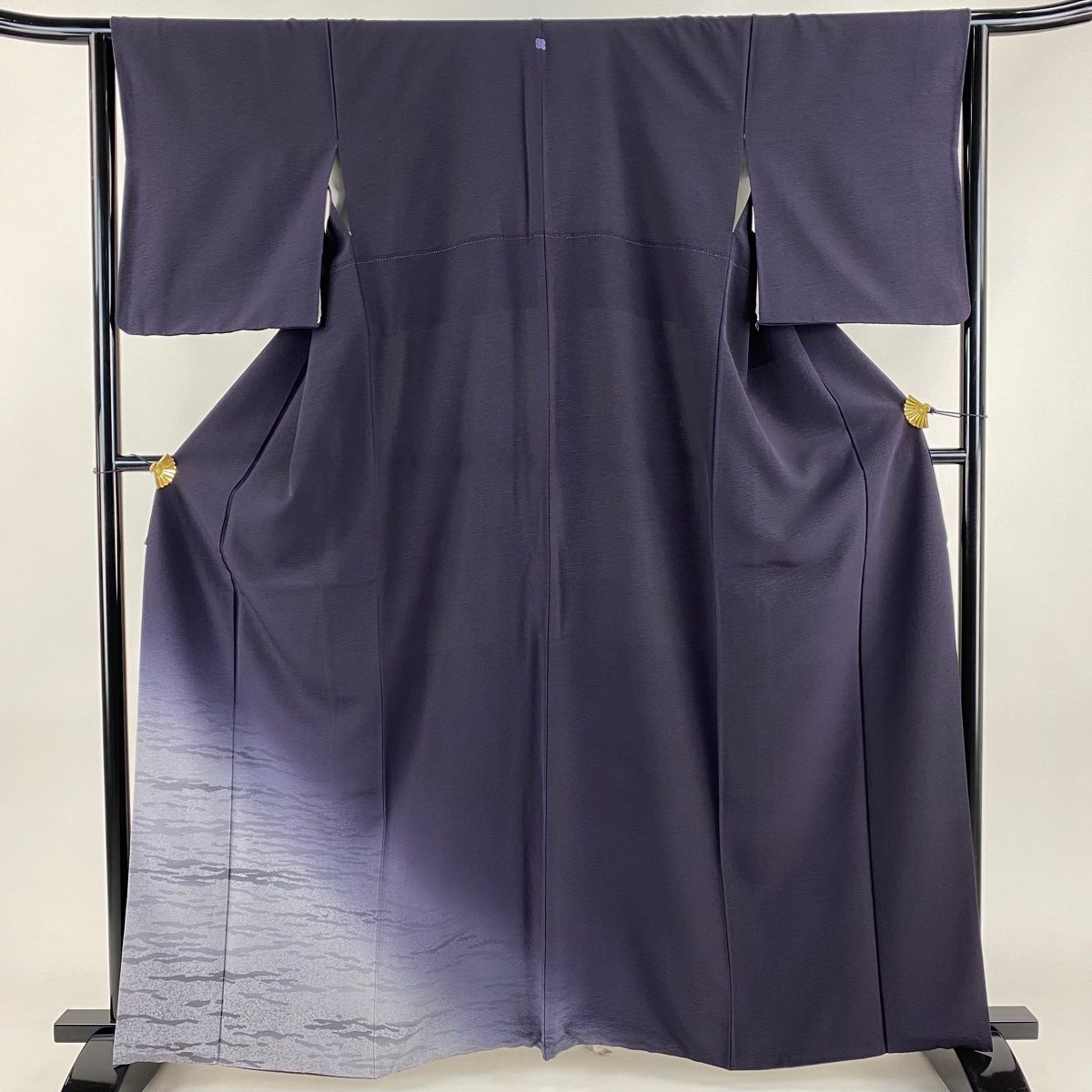 付下げ　縦絽　正絹　梅鼠色　童子　水遊び　身丈151裄61.5小さいサイズ 付下げ 身丈155cm 裄丈63.5cm S 袷 扇 梅 刺繍 金糸 からし色