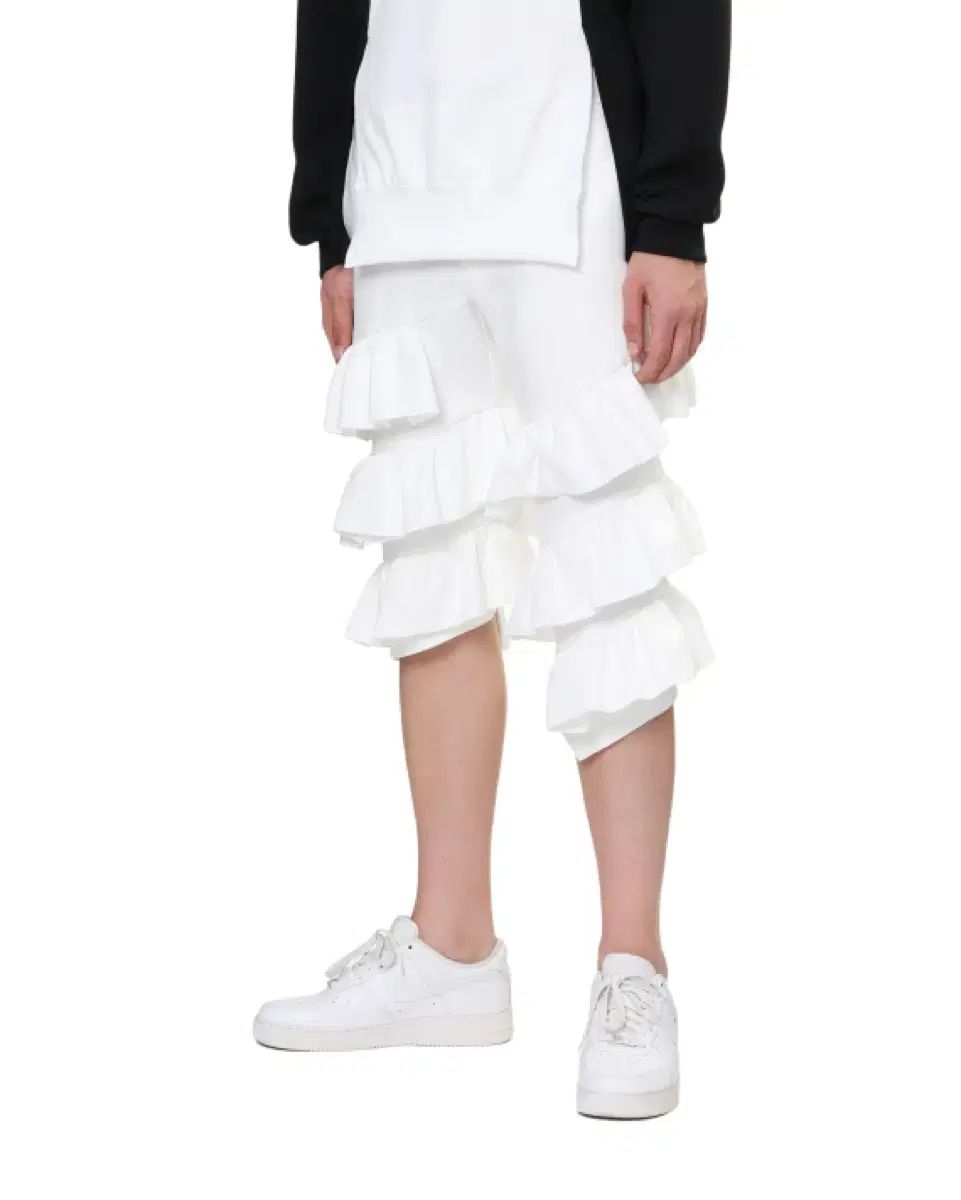 コムデギャルソンオムプラス 白 フリル ショートパンツ S Comme des