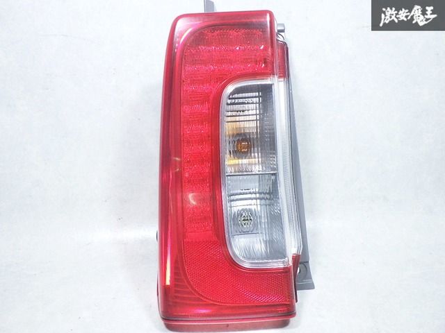 保証付！ 即発送！】ダイハツ 純正 LA600S LA610S タント LED