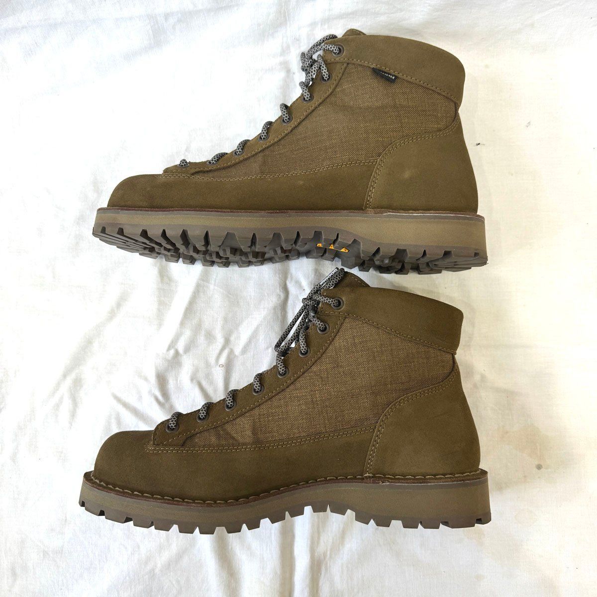 【27.5】Danner field BILLY'S別注 ベージュ 箱付 27.5】Danner field BILLY'S別注 ベージュ 箱付 - メルカリ