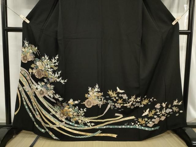 GON様ご確認用正絹黒留袖　作家物　花車文　金彩　② GON様ご確認用正絹黒留袖 作家物 花車文 金彩 ② - メルカリ