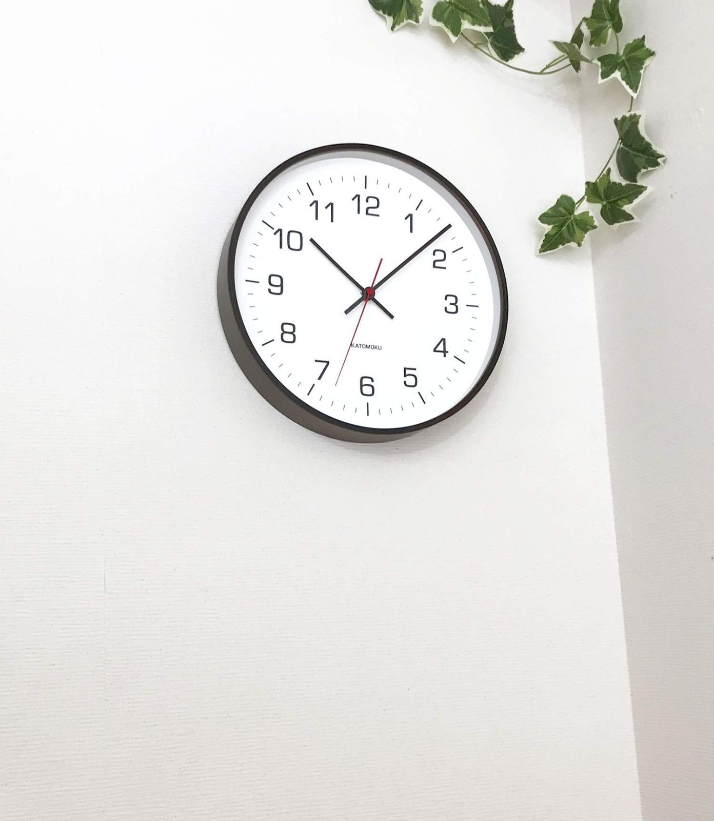 大特価】KATOMOKU plywood wall clock 4 km-61BRC ブラウン 電波時計