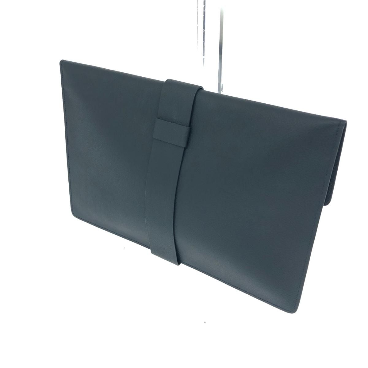 美品 Ferrari フェラーリ フェラーリ×スケドーニ 非売品 クラッチ