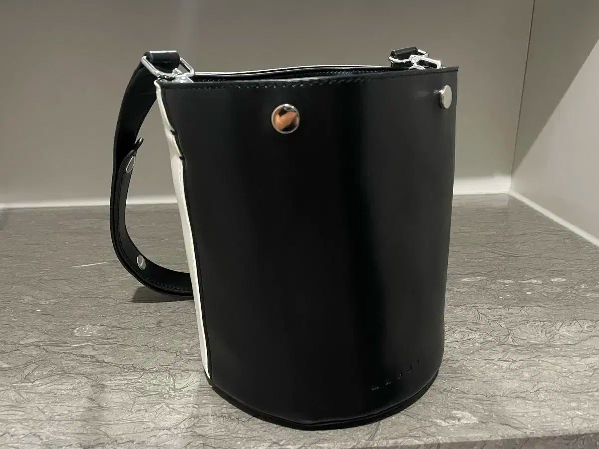 Marni マルニ バケットバッグ