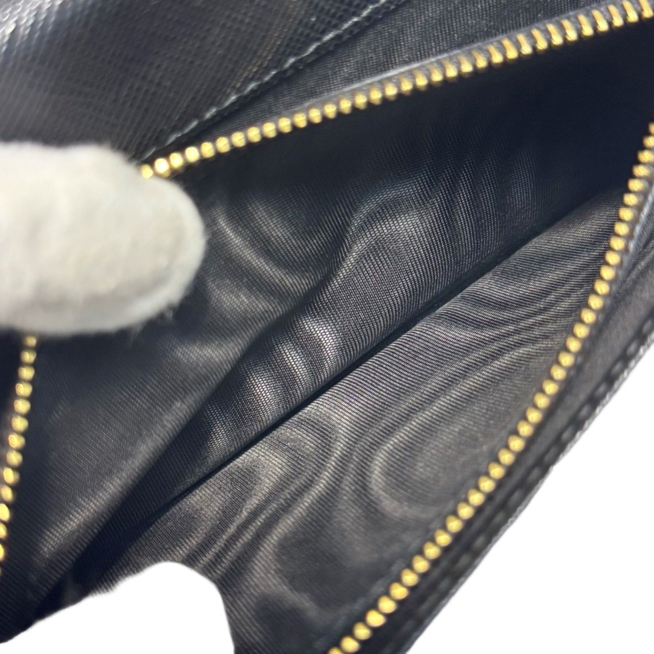 PRADA サフィアーノ マルチカラー 1MV025 ブラック 本革 長財布  