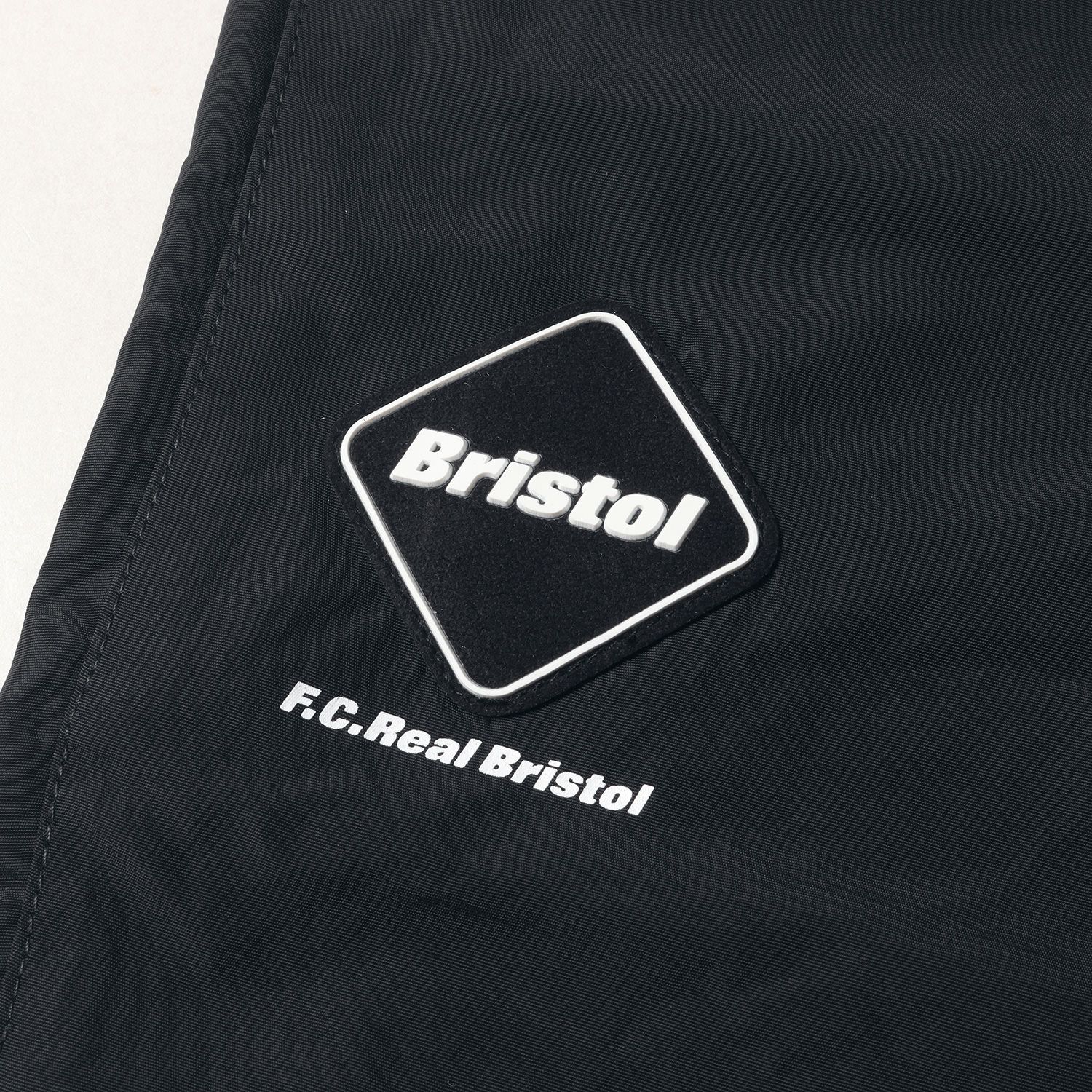 新品】F.C.Real Bristol SOPH. ジャージ ロゴ総柄 M 黒 F.C.Real