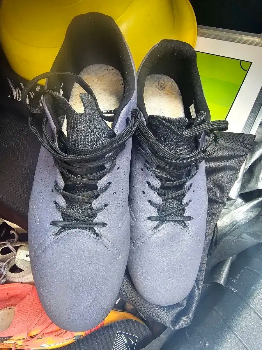 アスレタ 原宿 限定シューズ ATHLETA CODE A002 ID 原宿別注モデル25.5