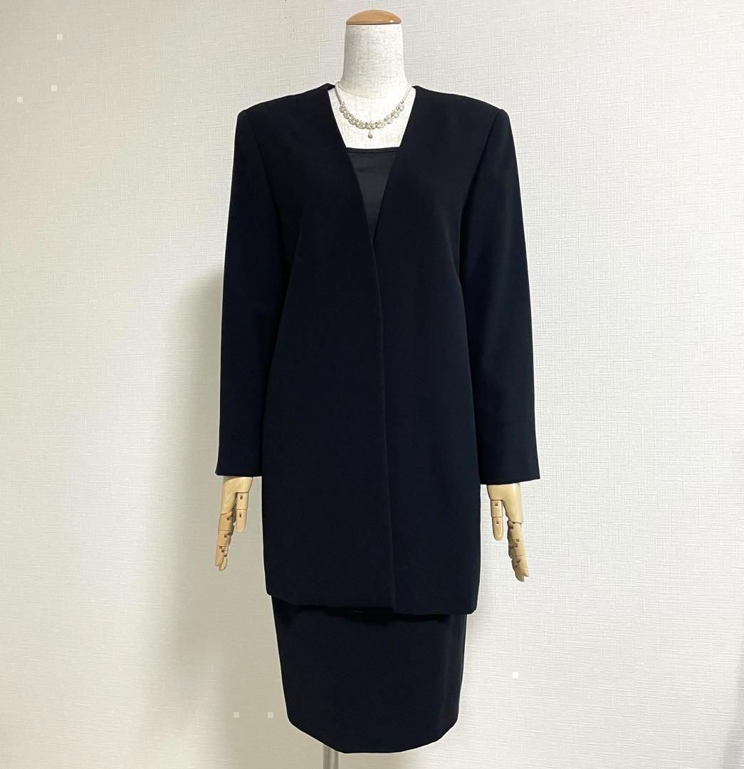 東京ソワール ブラックフォーマルスーツ 7号 ボタンレスジャケット＆スカート 礼服 冠婚葬祭 卒業式 入学式 七回忌