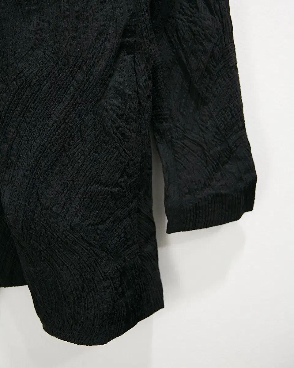 ISSEY MIYAKE イッセイミヤケ パターン プリーツ ジャケット