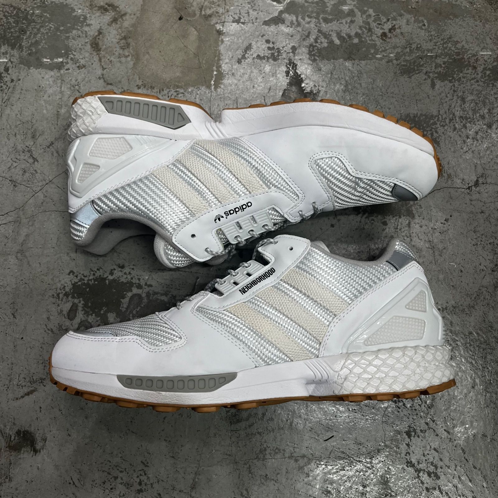 UNDEFEATED NEIGHBORHOOD ADIDAS コラボ スニーカー ZX8000 アンディ