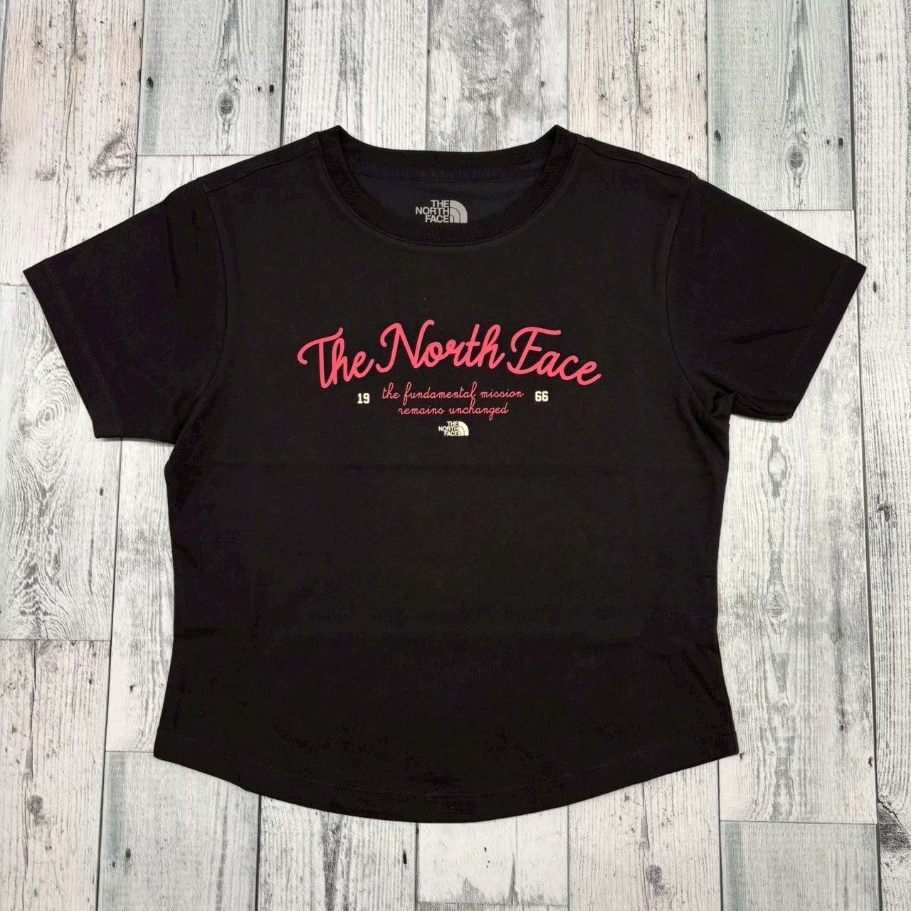 ♦️新品　新作♦️ノースフェイスWHITE LABEL 　ショート丈Ｔシャツ THE NORTH FACE ノースフェイス Tシャツ EXPLORE S/S R/TEE