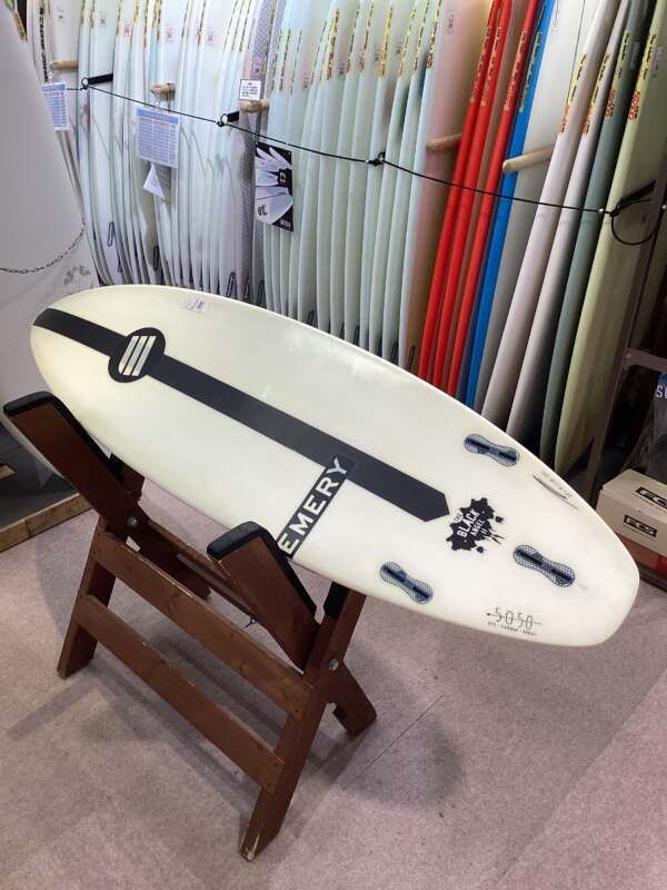 未使用 エメリー サーフボード 6'0
